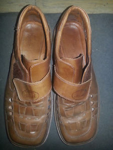 Light brown genuine leather men shoes size 9.5
