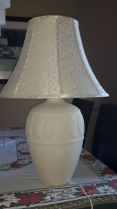 Like New Table Lamp