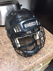 Men's small hockey helmet
