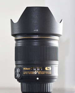 Nikon 28mm 1.8G LIKE NEW condition.