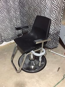 Salon chair $30