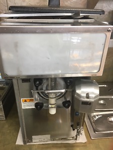 Wilch Frozen Margarita Machine w/ Whipper