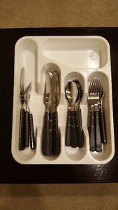18 piece cutlery & holder