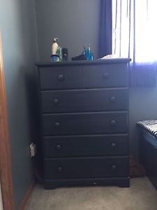 2 twin bed and chest
