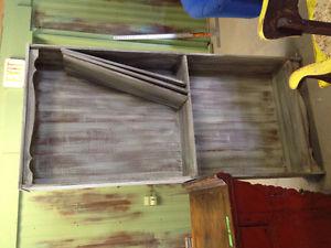 Barnwood look bookcase