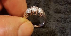 Beautiful 1 carat wedding ring