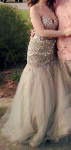 Beautiful golden sparkly mermaid dress