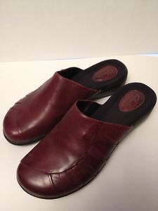 CLARK'S "Artisan" slip-on Shoes - Size 9