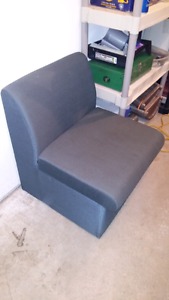 Chairs/couch