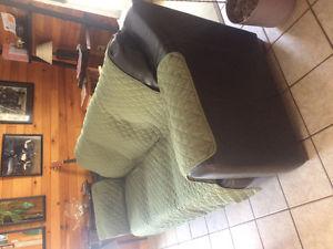 Free couch SOLD PPU