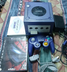 Gamecube system with gameboy advance player