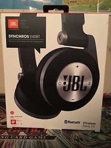 JBL Synchros E40BT Bluetooth headphones