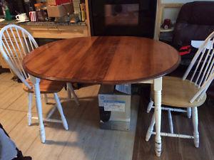 Moving Sale, Kitchen table & two chairs - Must Go!!