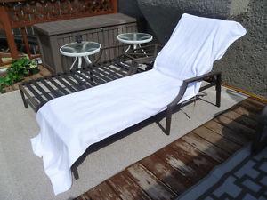 Selling 2 NEW White Glucksteinhome Lounge Chair Towels
