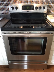 Stainless Steel Kenmore Stove For Sale.