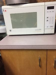 For sale microwave $30