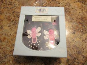 Girl Robeez size  months - New in the box
