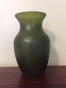 Green 8" vase (never used)