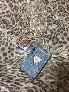 Guess purse very cute and little brand new
