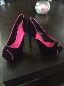 Ladies 8.5 heels