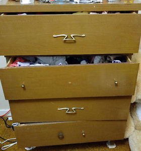 Mint condition dresser