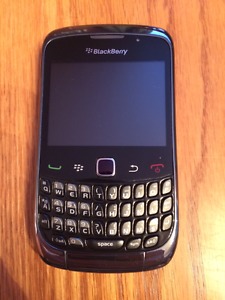 New Blackberry Curve - For Bell or Virgin Mobile Network