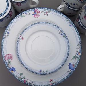Oneida fine porcelain- blue lattice set