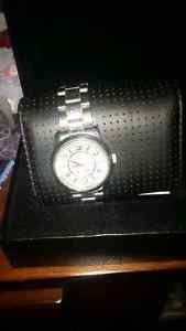 mens tommy hilfiger watch like new