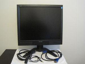19" LCD flatscreen monitor with speakers