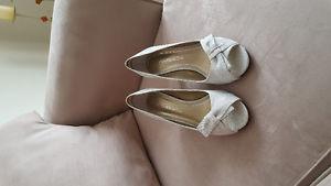 Beautiful wedding or special occasion shoes size 9.5