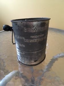 Bromwell's made in USA measuring sifter