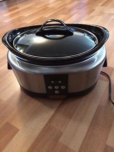 "Crock Pot" large slow cooker