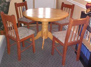 DINING TABLE WITH 4 CHAIRS