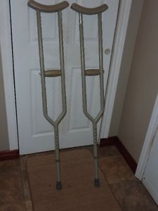 Heavy Duty Crutches