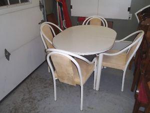 Kitchen Table/ Four Chairs