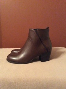 Ladies ankle boots