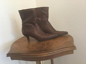 Leather Pikolinos boots