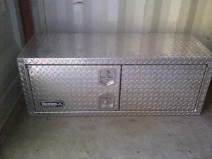 New Aluminum tool box, barn doors, 18 x 18 x48