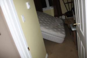SElling-Kings Size Kingsdown Pillowtop mattress in excellent