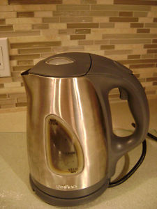 Stainless Delfino Kettle