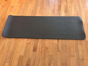 Thick high quality exercise mat