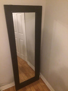 Black stand-up mirror
