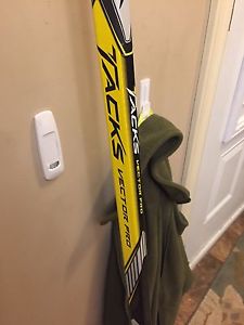 CCM Tacks Vector Pro 85 Flex Senior Hockey Stick