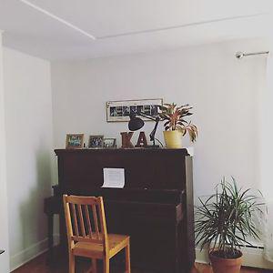 Free Piano