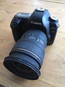 Full Frame Canon 5D Mark ii w/ Sigma mm f/2.8