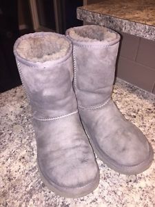 Genuine Uggs Woman's size 5