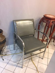 Hairdresser chair+sink
