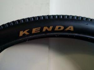Kenda Small Block Eight 26" x 2.10" Tires