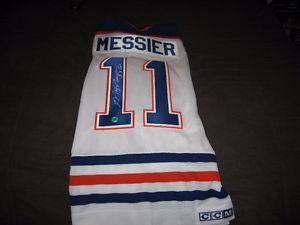 Mark Messier Edmonton Oilers Autographed Retro CCM Hockey