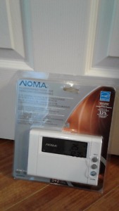 NOMA Programmable Thermostat